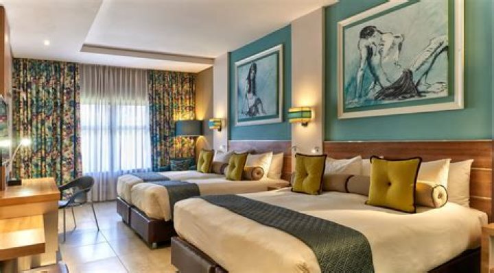 Peermont Metcourt Inn Hotel, The Grand Palm, Mogoditshane, Botswana