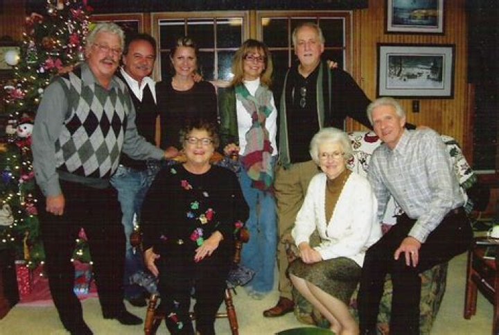 Phil Balsley Bio, Age, Height, Wife, Family, Statler Brothers, Son, Net Worth