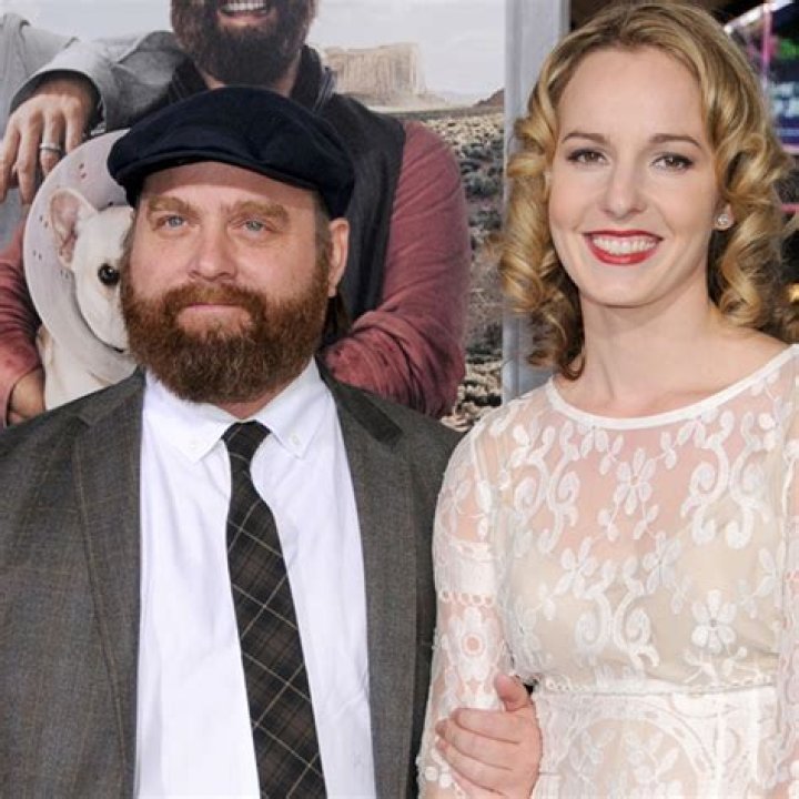 Quinn Lundberg | Husband Zach Galifianakis | Married Life