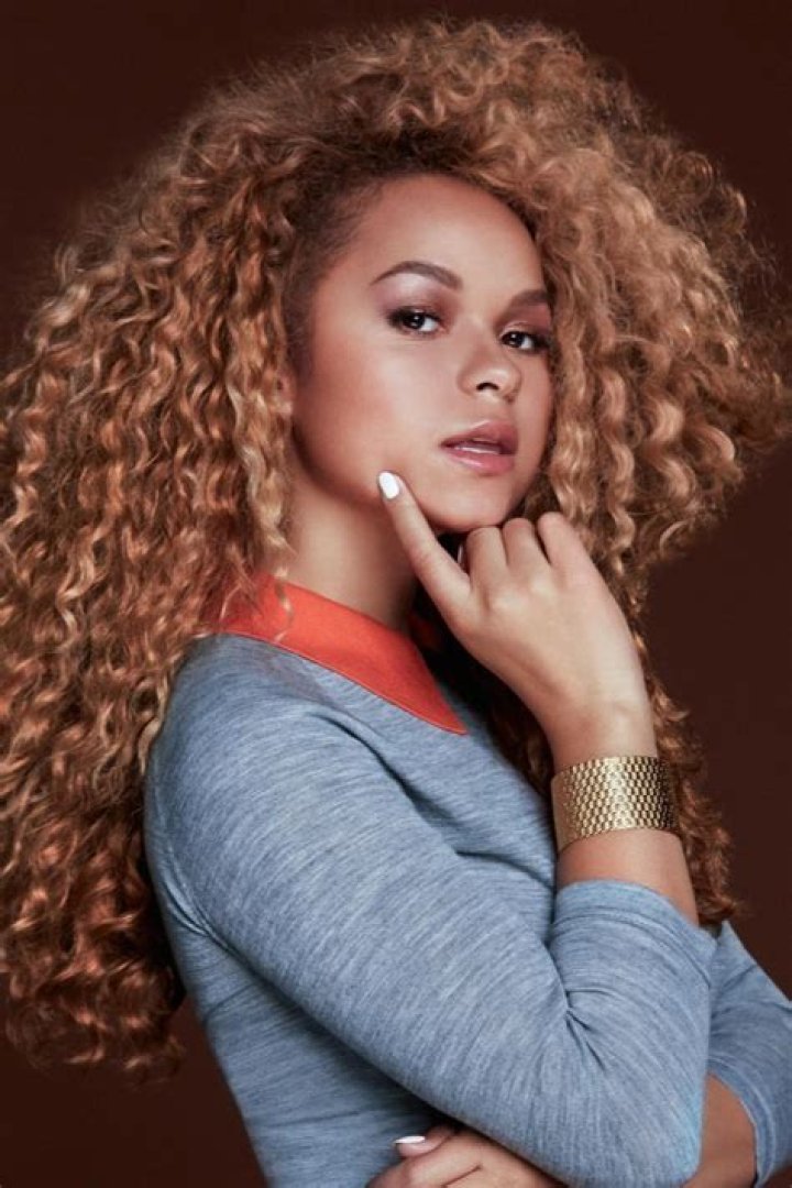 Rachel Crow