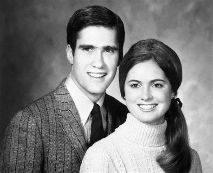 Rebecca Romney Age, Wiki, Biography, Height, Husband, Kids, Net Worth, Family