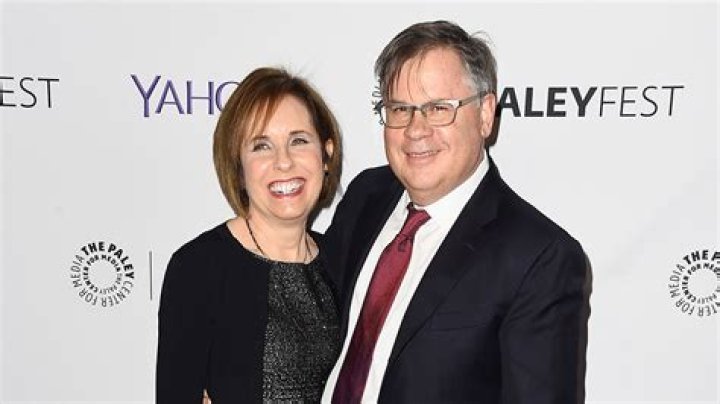 Robert King Bio, Age, Family, Wife, Michelle King, BrainDead, TV Shows, and Net Worth