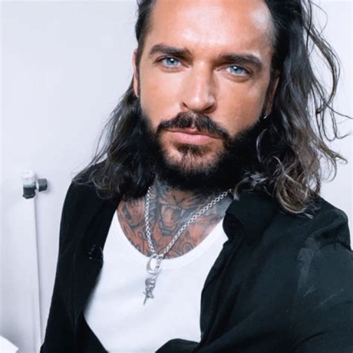 Ruby Rube (Youtuber) Wiki, Bio, Age, Height, Weight, Boyfriend, Net Worth, Family, Facts