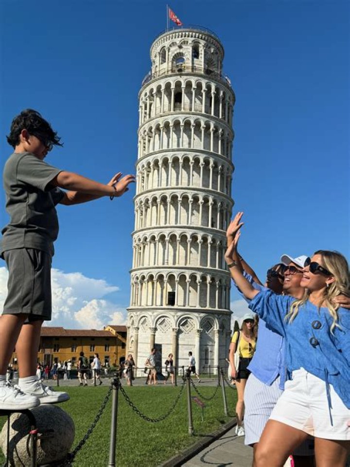 Sayra Gonzalez de Morales