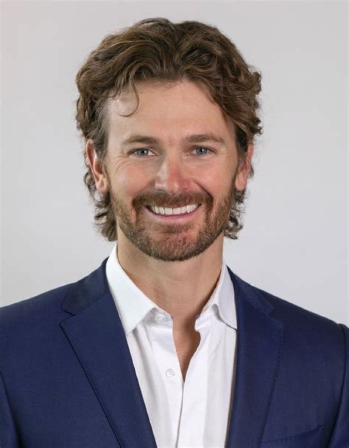 Steuart Walton Net Worth – How Rich Is Kelly Rohrbach Husband?