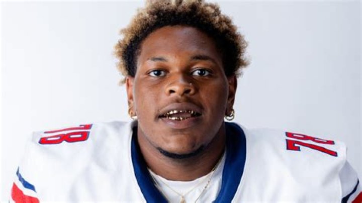 Tajh Boyd Age, Wiki, Biography, wife, Children, Salary, Net Worth, Parents