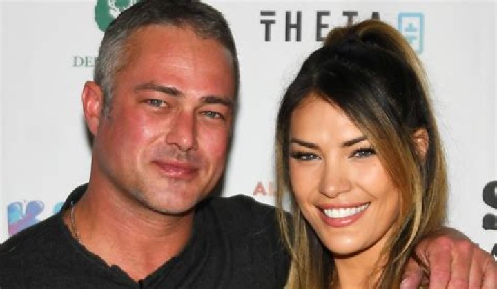 Taylor Kinney Religion: Is He Christian Or Jewish? Family Ethnicity And Net Worth