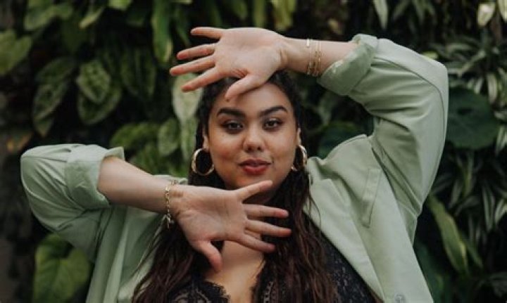 Who is Mama Haze aka Meaghan Maples?