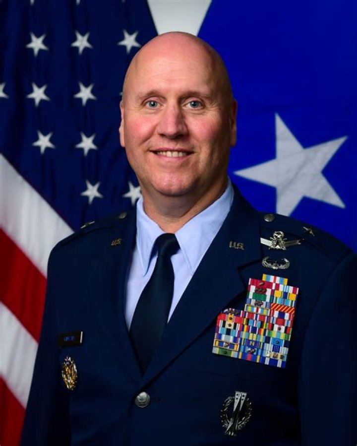 Zephyr Benson’s biography, net worth, fact, career, awards and life story